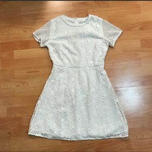 NQT LOFT size 2 White Dress